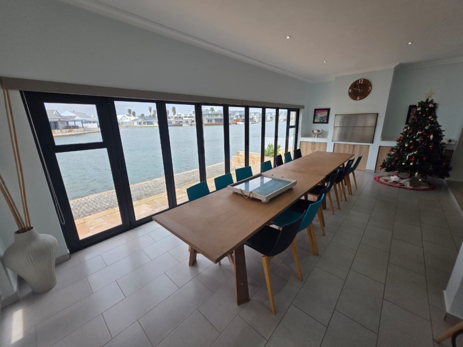 5 Bedroom Property for Sale in Marina Martinique Eastern Cape